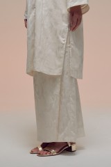 Damai Kurong Belah Panjang Off White 