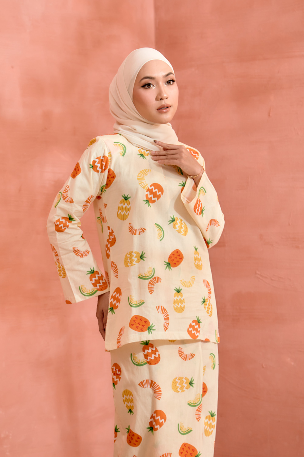 Halimah Kurong Pineapple Cheese - 1 FOR RM 80 | Anany.co