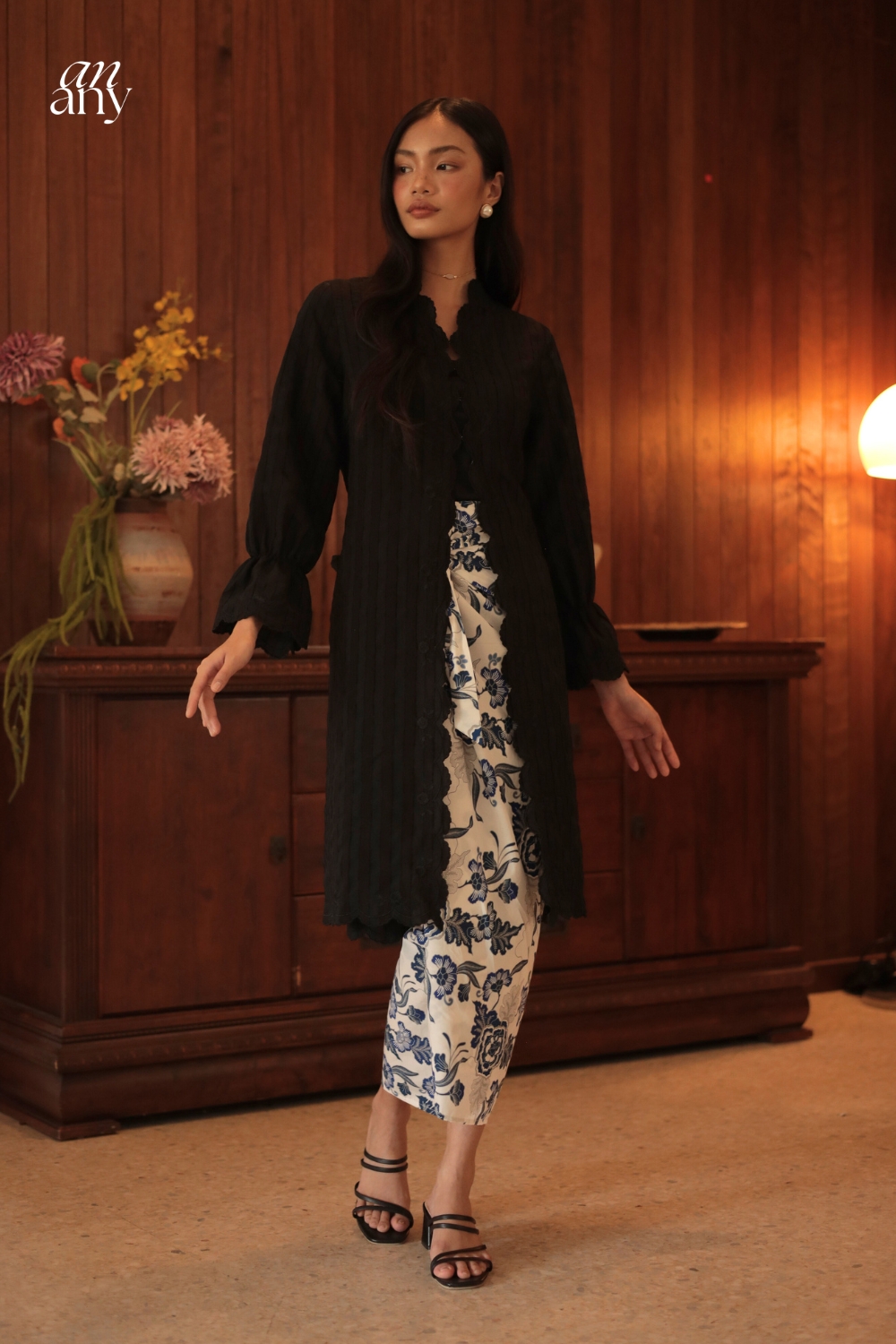 Hening Kebaya Panjang Malam Biru - Hening 2026 | Anany.co