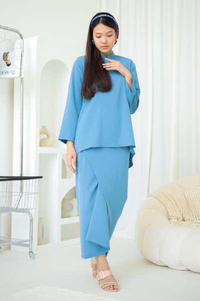 Lily Mandarin Kedah Azure Blue (Minor Defect)