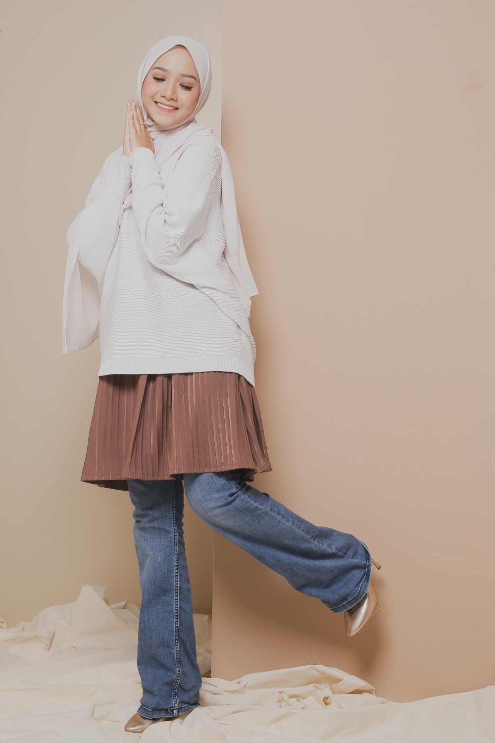 Pleated Mini Skirt Choco - Pleated Mini Skirt | Anany.co