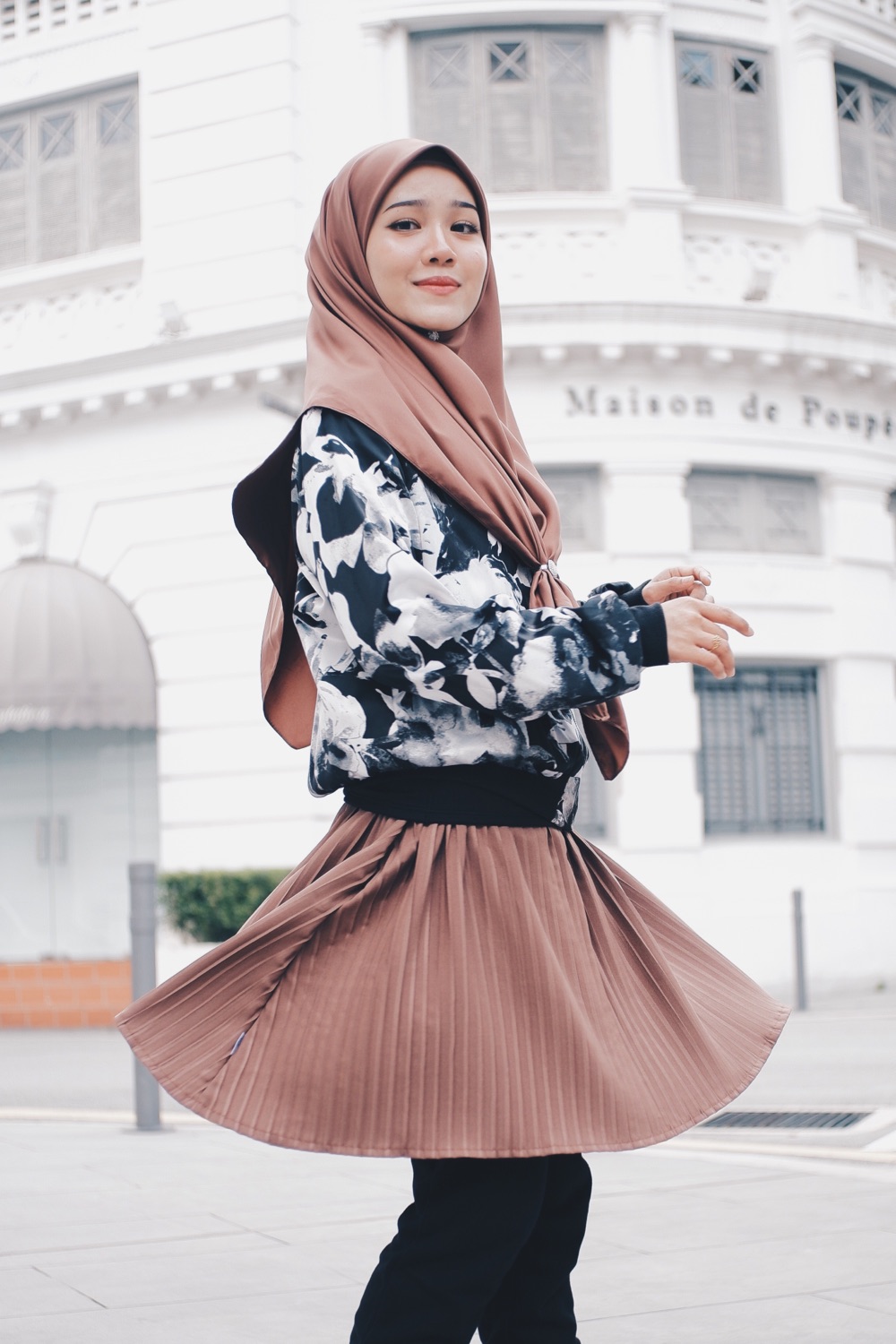 Pleated Mini Skirt Choco - Pleated Mini Skirt | Anany.co