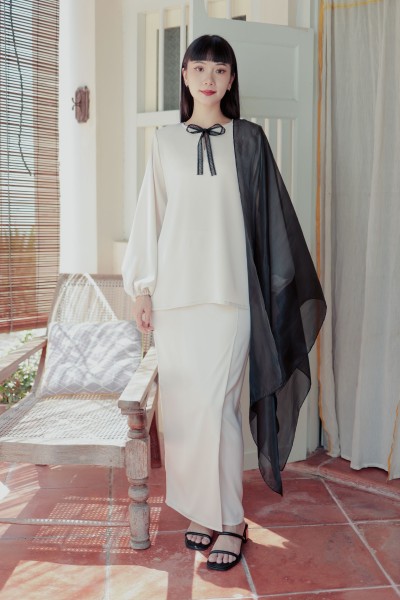 Che Indah Kurong Kedah White Ivory 